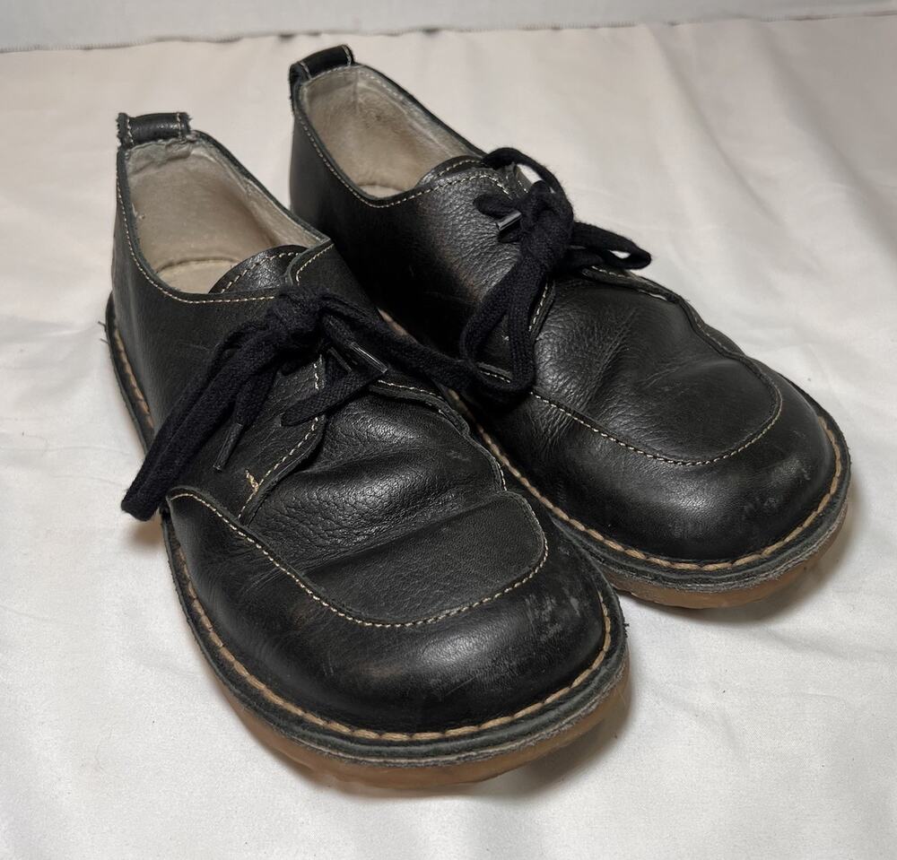 Vintage Red or Dead Shoes 39.5 Black Leather Duck Feet Lace Up Made Spain Y2K